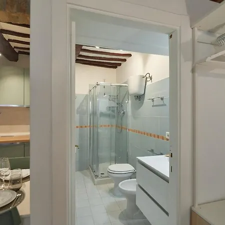 Apartment Bulagaio - Cozy Beams Near Old Town