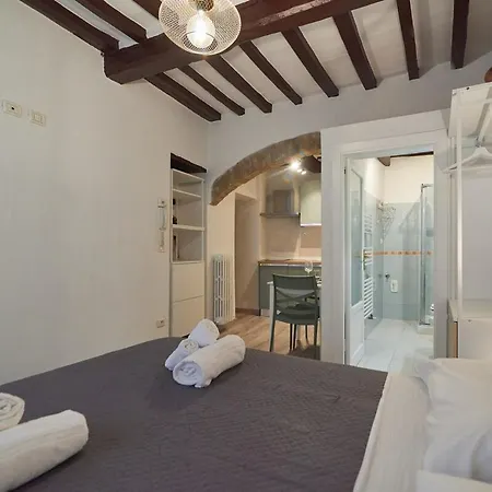 Bulagaio - Cozy Beams Near Old Town